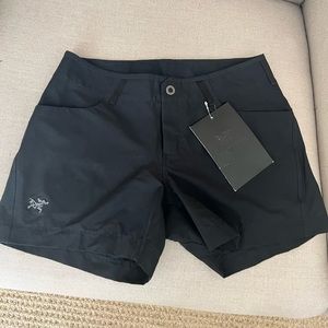NWT - Black Arc’teryx Shorts - Size 4